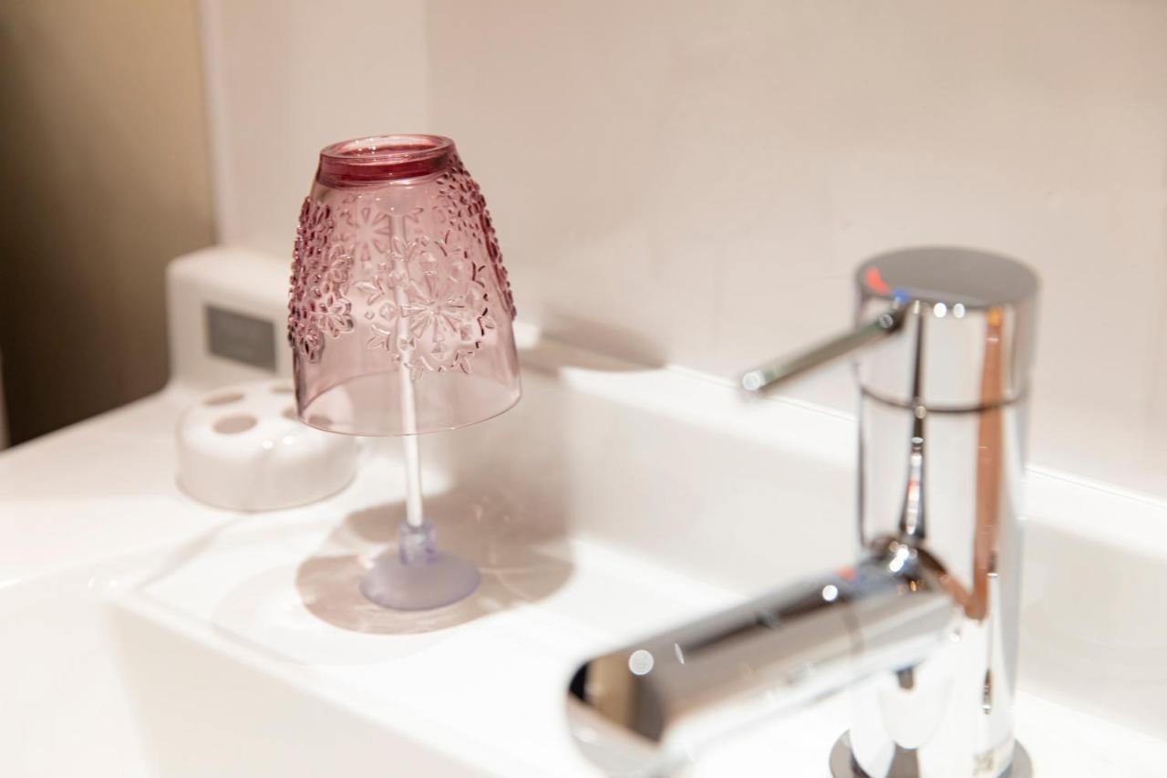 Belle Lune Hotel Hakata Suite Room 1 ฟูกุโอกะ ภายนอก รูปภาพ